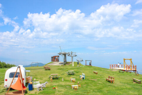 Skyview Ropeway Unpenji Ropeway (Skyview Swingset, Mount Unpenji Summit Park) | Mitoyo ...