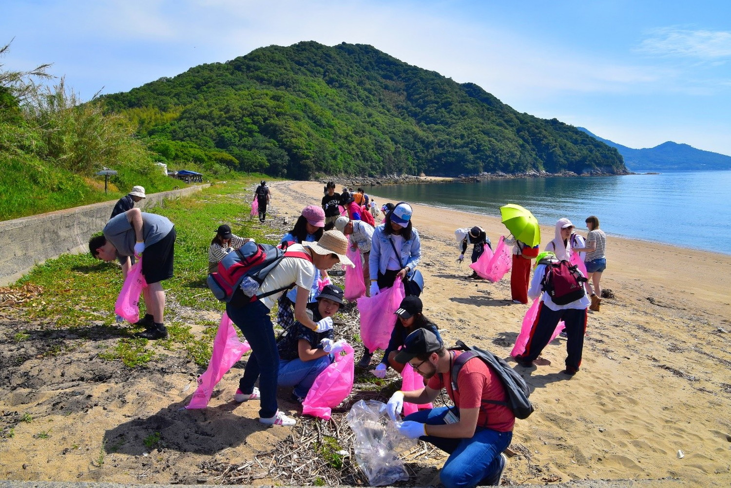 アートと科学で海洋汚染に挑む 粟島の挑戦 三豊市観光交流局
