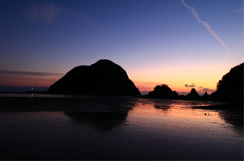 横山　彰 （観音寺市）　「丸山島夕景」